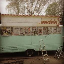 bordsteinschwalbe anhaenger bau